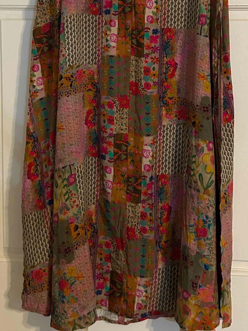Natural Life Patchwork Floral
Maxi Skirt Side Slits Boho XL - Picture 4 of 13